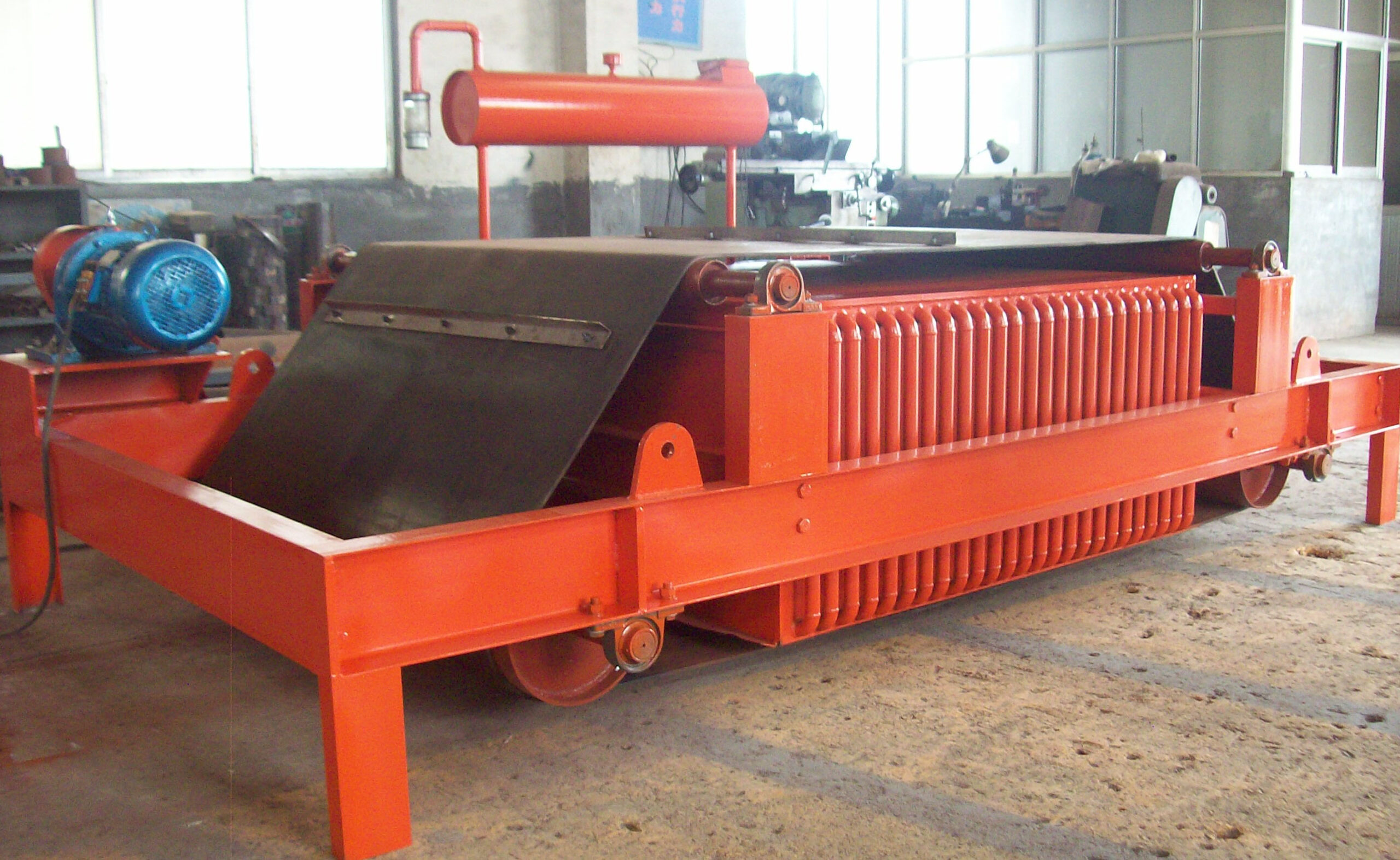 Suspended Type Electromagnetic Plates - Installation Mechanism